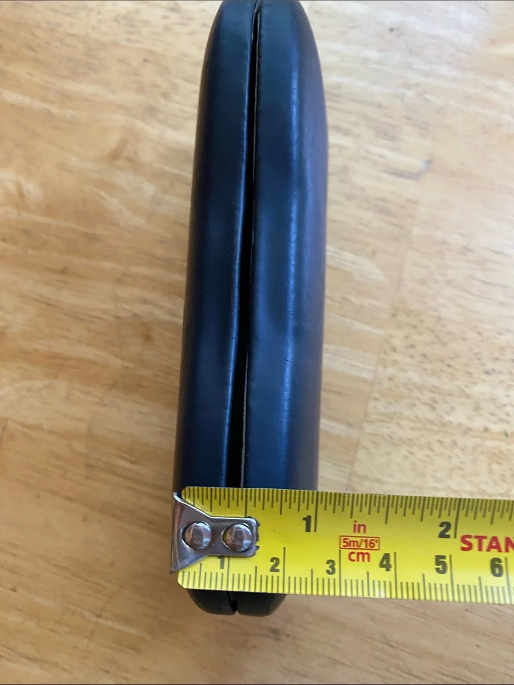 V! Maui Jim glasses case